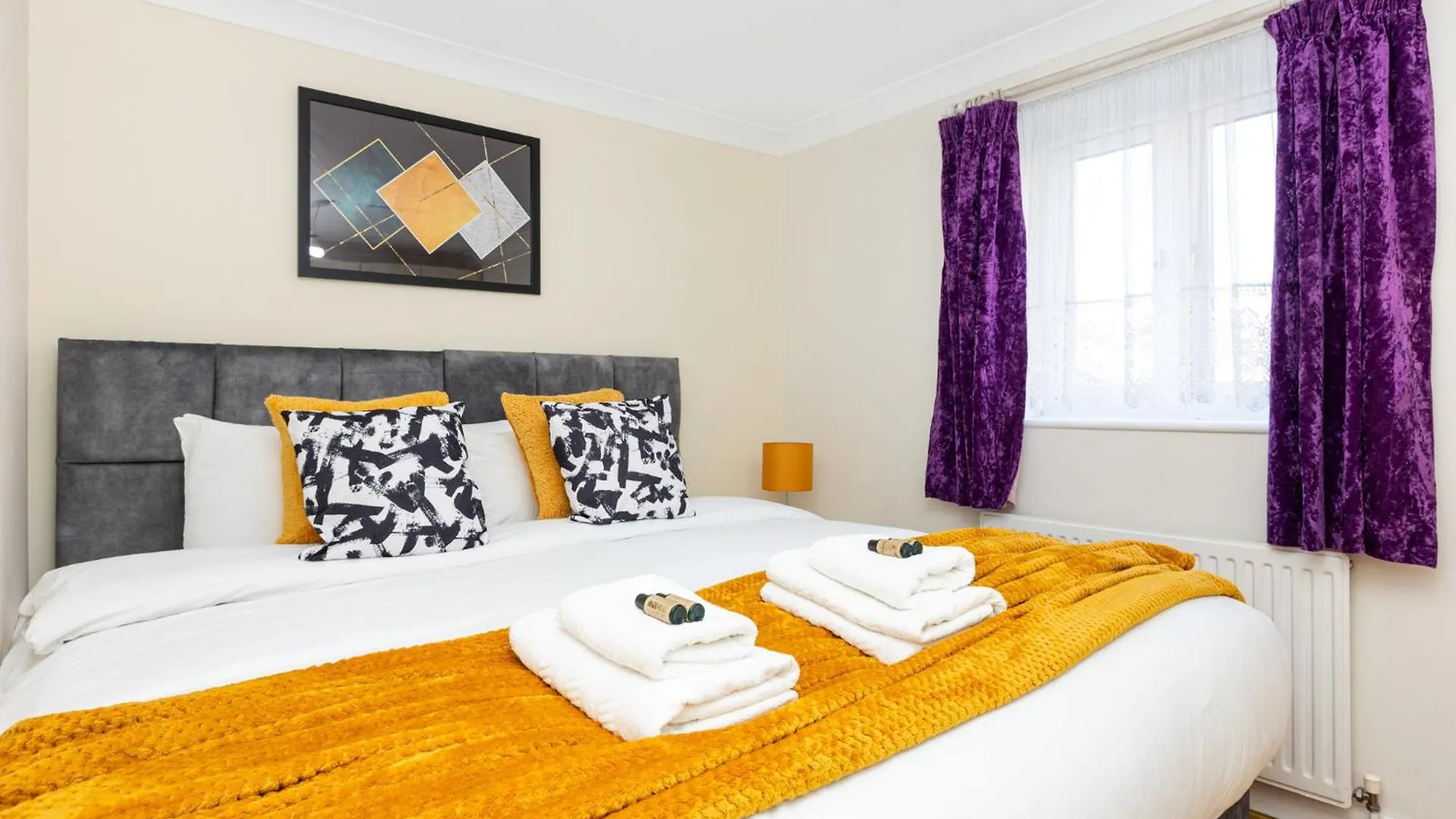 Charming 1Br Flat, Canning Town, Excel, City Hall London Apartment