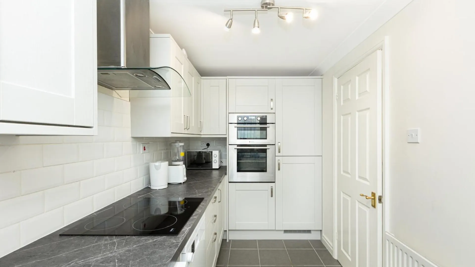 Charming 1Br Flat, Canning Town, Excel, City Hall London